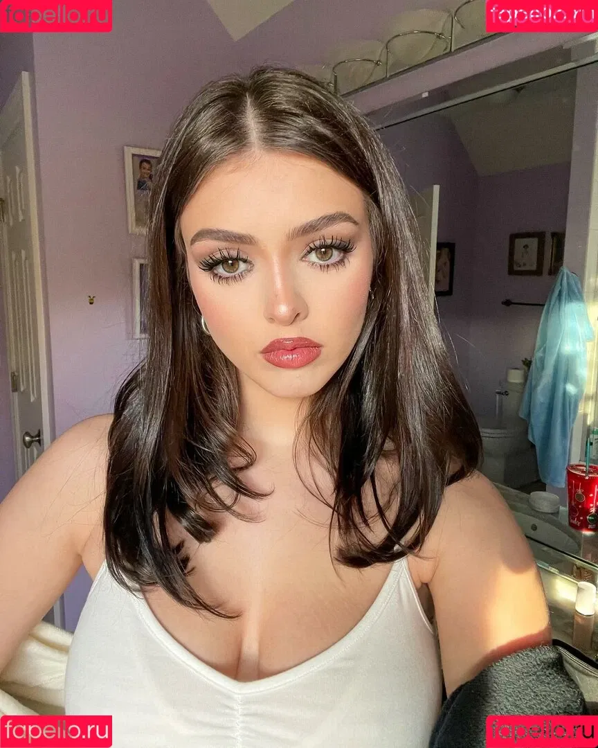 YodelingHaley Onlyfans Photo Gallery 