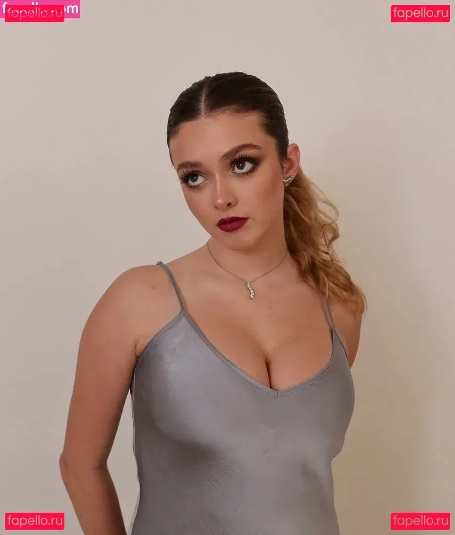 YodelingHaley Onlyfans Photo Gallery 