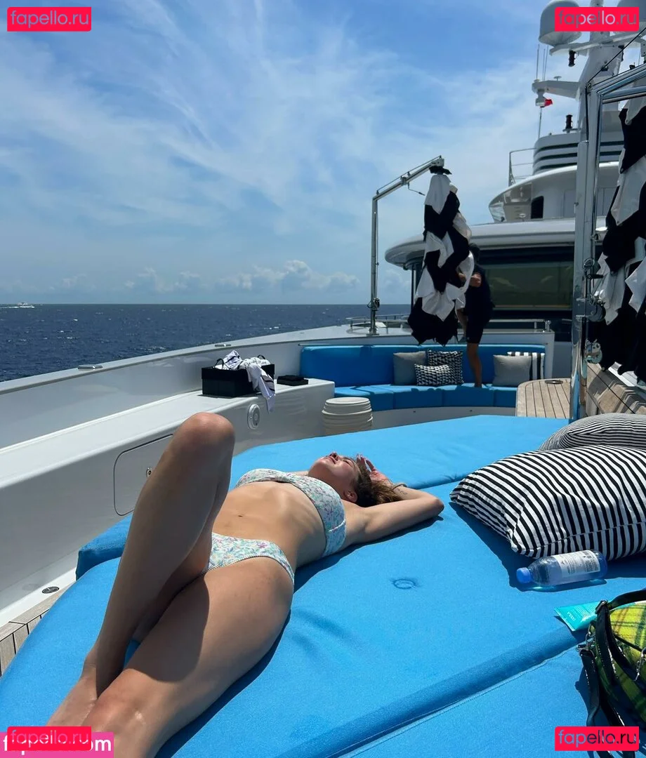 YodelingHaley Onlyfans Photo Gallery 