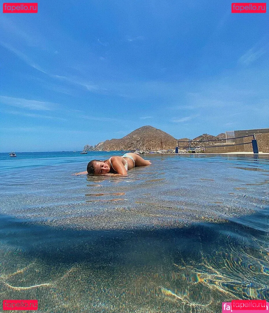 YodelingHaley Onlyfans Photo Gallery 