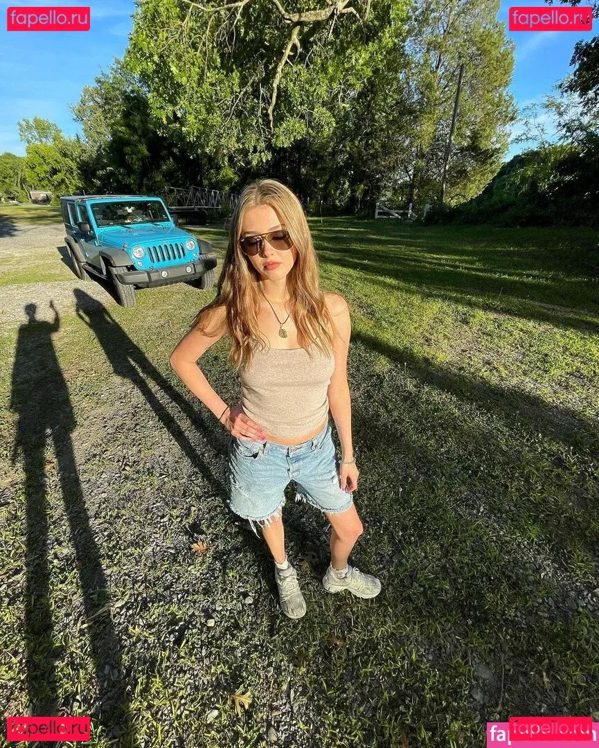 YodelingHaley Onlyfans Photo Gallery 