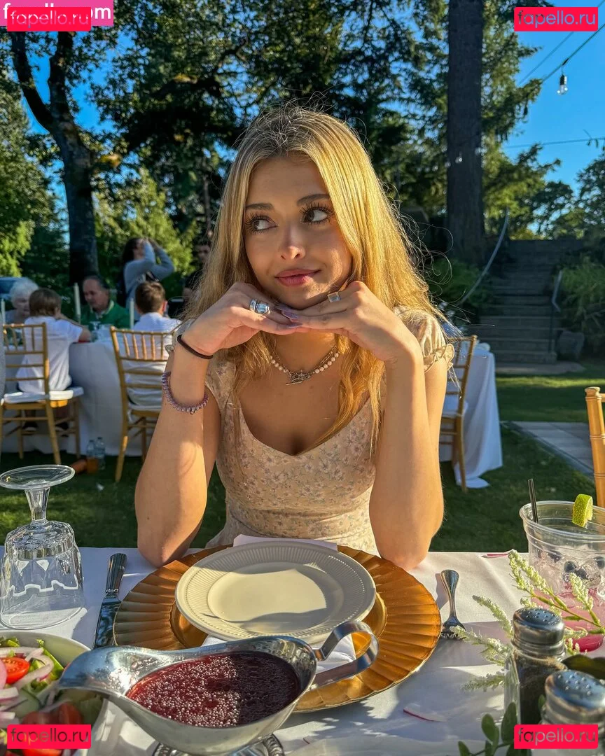 YodelingHaley Onlyfans Photo Gallery 