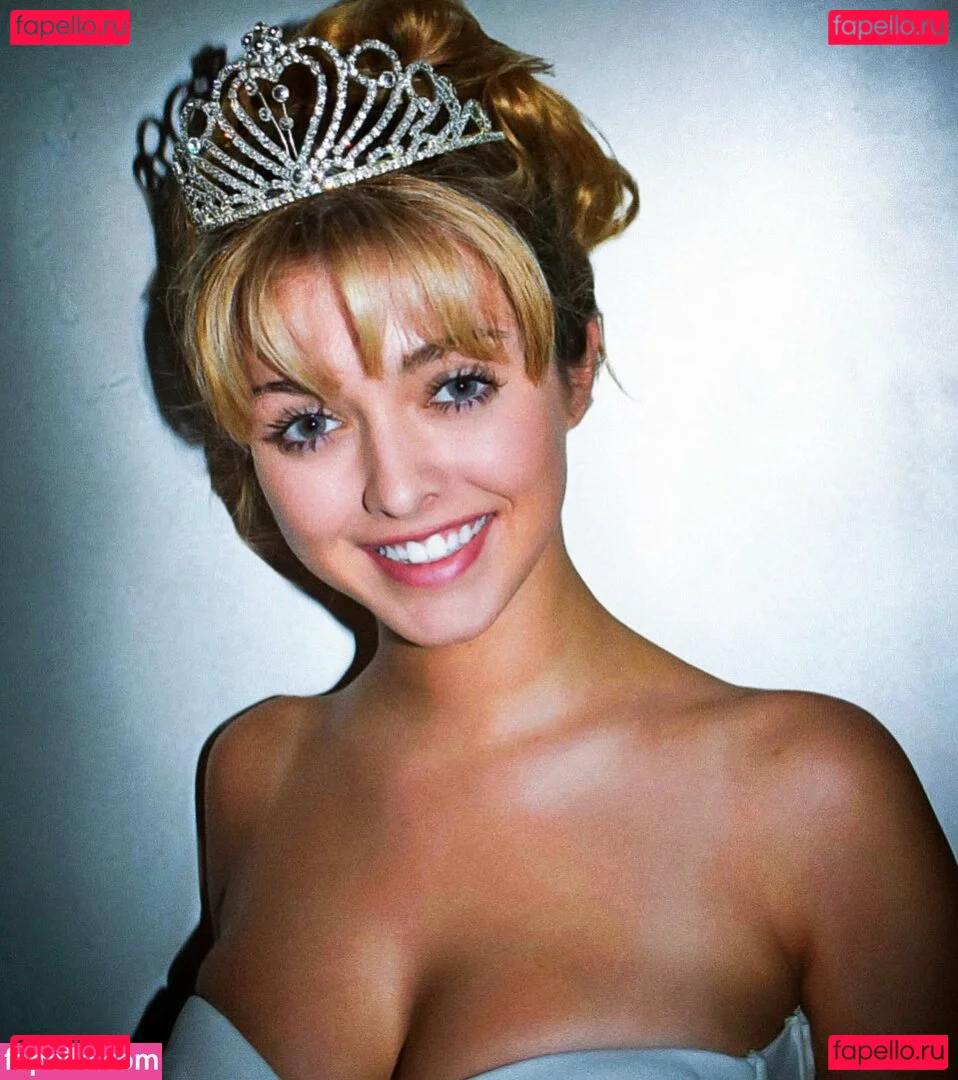 YodelingHaley Onlyfans Photo Gallery 