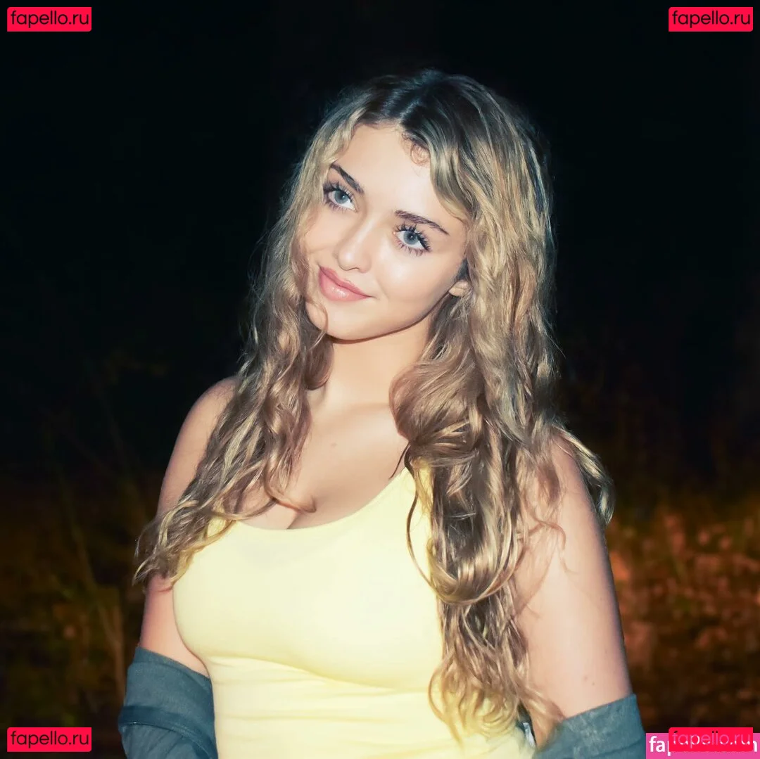 YodelingHaley Onlyfans Photo Gallery 