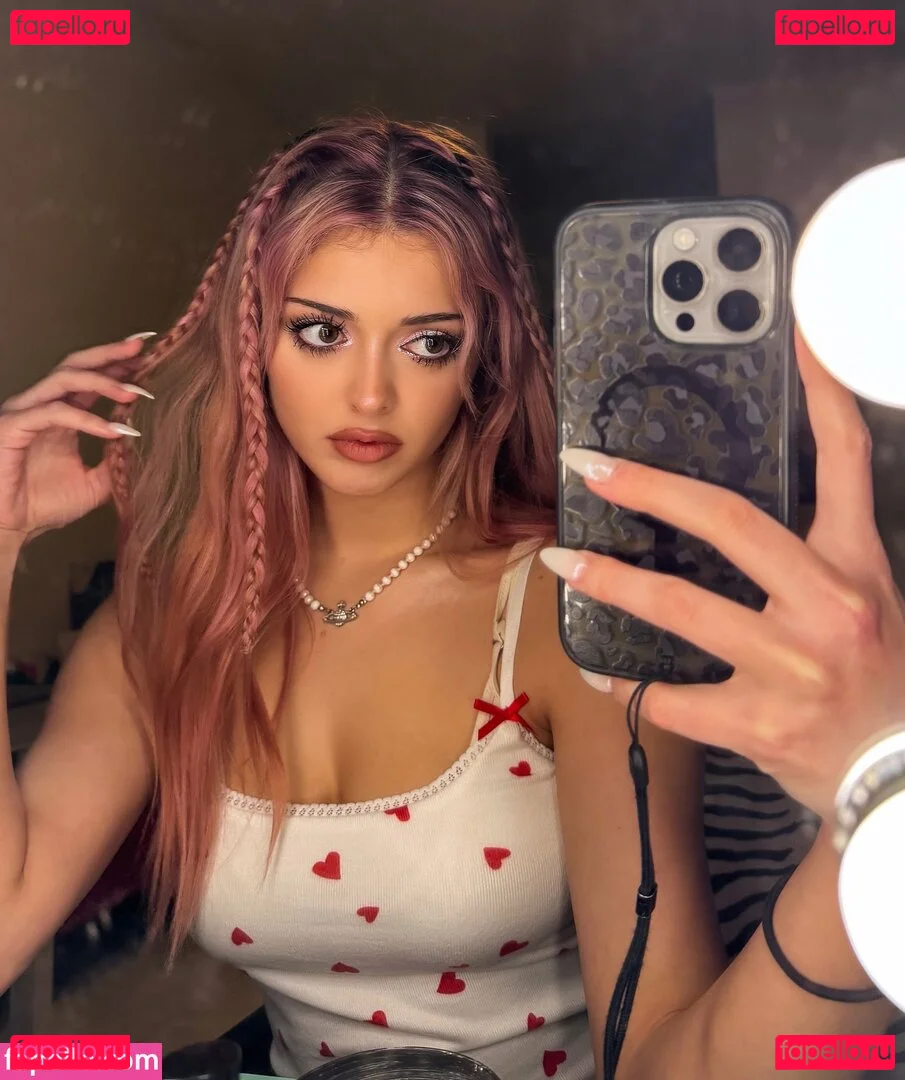 YodelingHaley Onlyfans Photo Gallery 