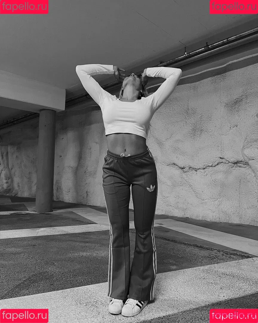 Erna Husko Onlyfans Photo Gallery 