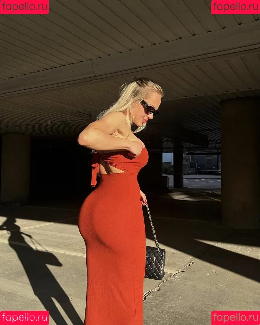 Erna Husko Onlyfans Photo Gallery 