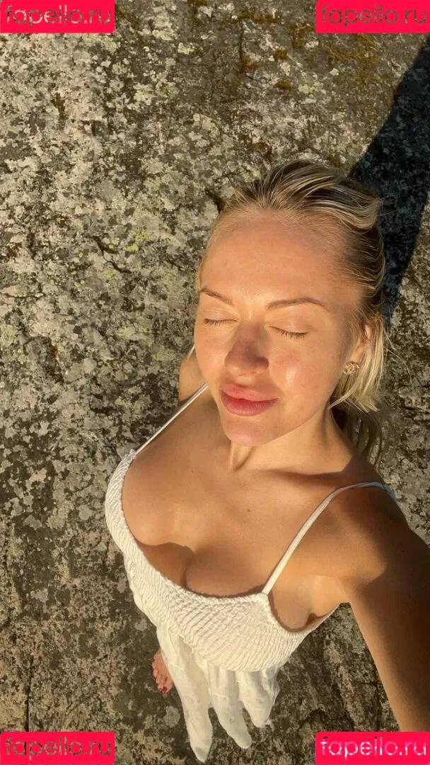 Erna Husko Onlyfans Photo Gallery 
