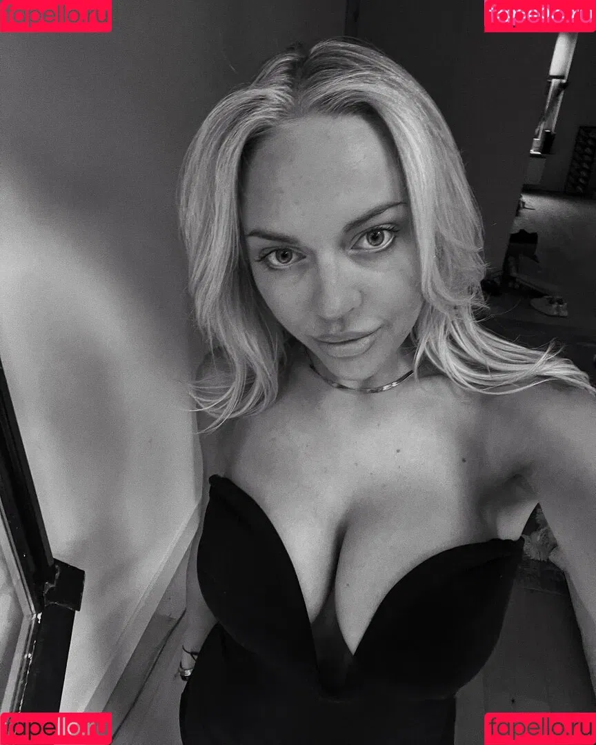 Erna Husko Onlyfans Photo Gallery 