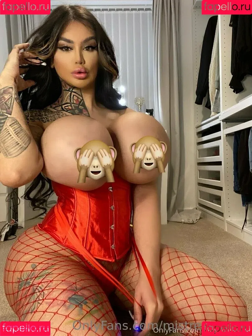 mistress_nicki Onlyfans Photo Gallery 