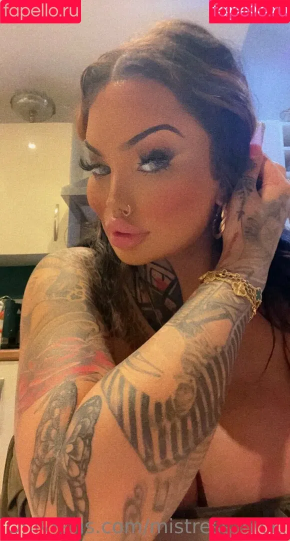 mistress_nicki Onlyfans Photo Gallery 