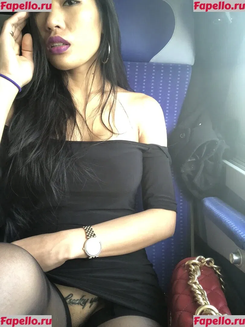 poopea Onlyfans Photo Gallery 