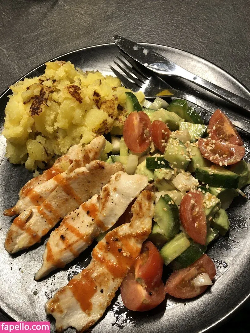 poopea Onlyfans Photo Gallery 