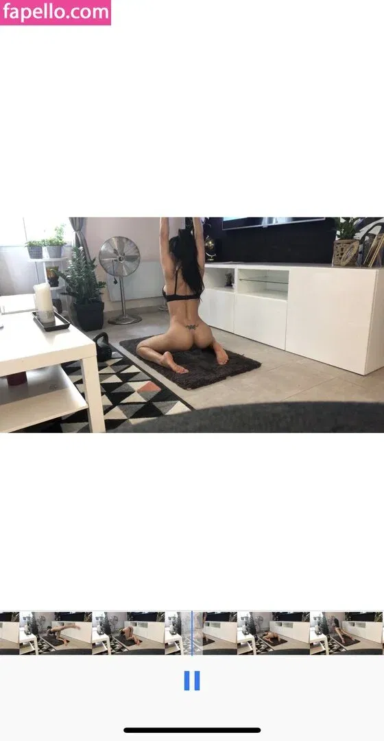 poopea Onlyfans Photo Gallery 