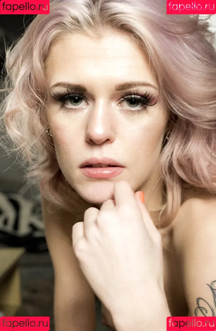 Beth Randell Onlyfans Photo Gallery 