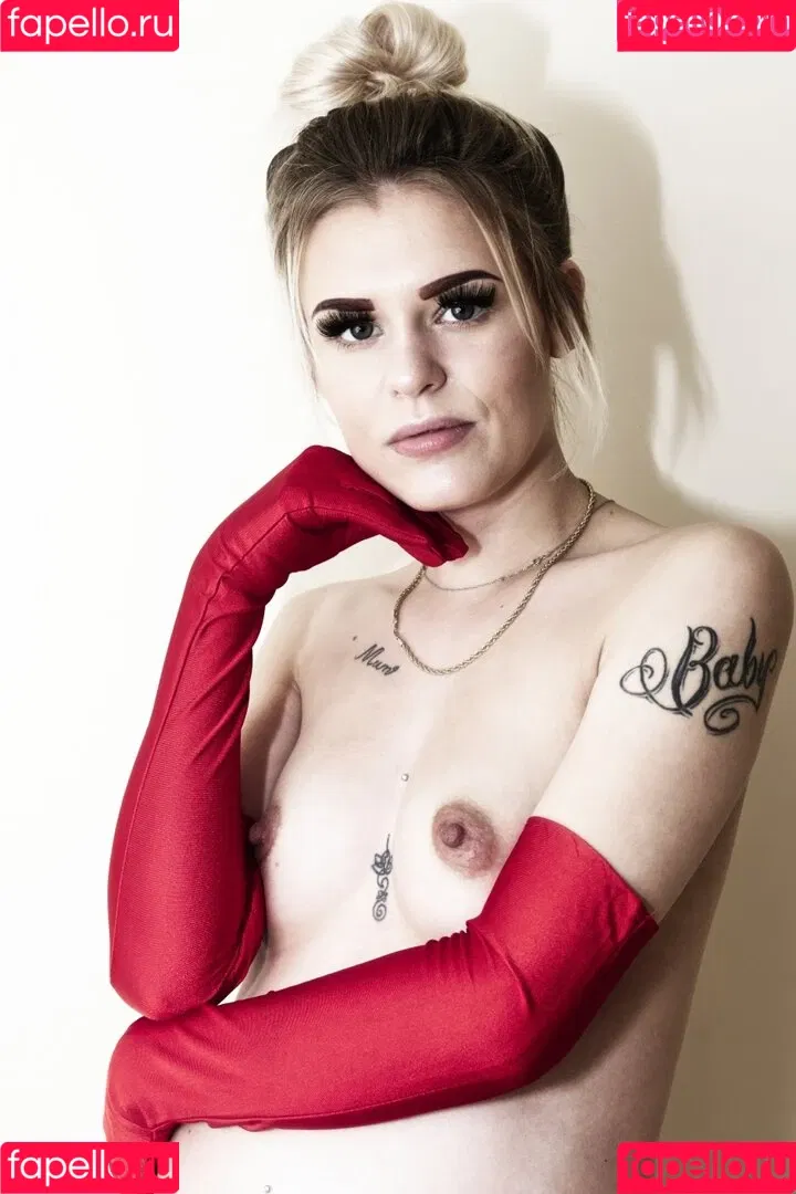 Beth Randell Onlyfans Photo Gallery 