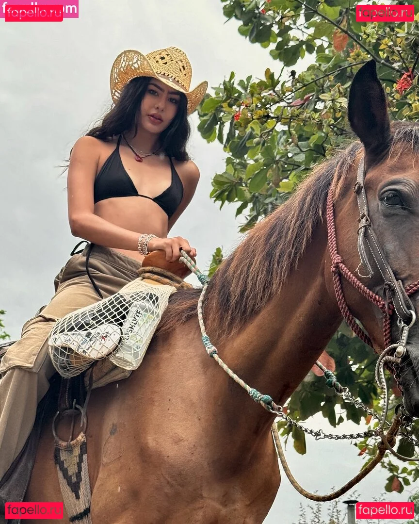 Dany Reyes Onlyfans Photo Gallery 