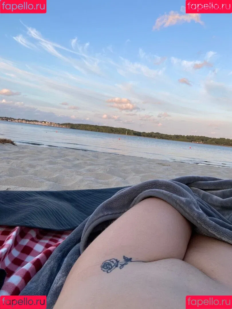 Dairy lena Onlyfans Photo Gallery 
