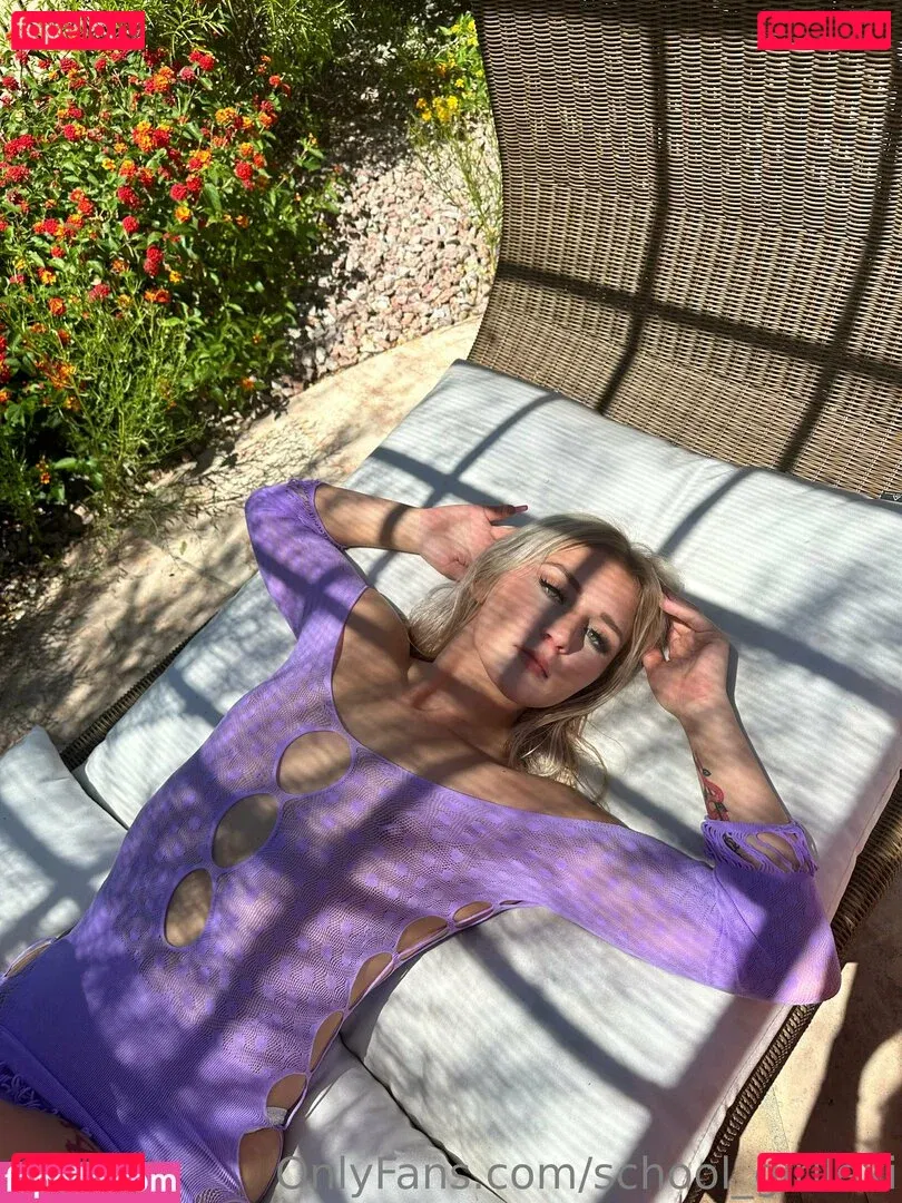 school_girllexi Onlyfans Photo Gallery 