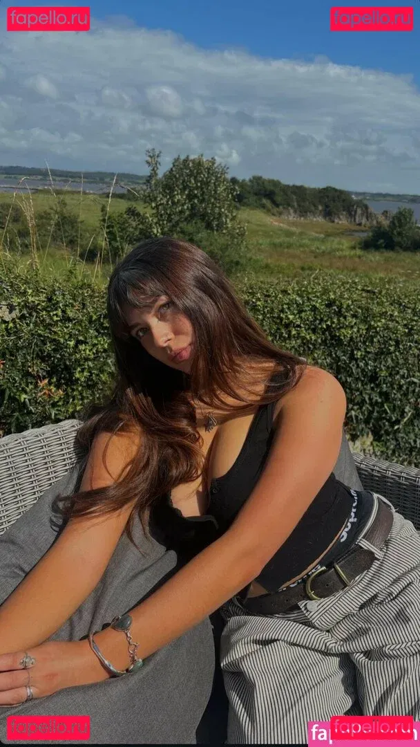 Ceara Maya Onlyfans Photo Gallery 