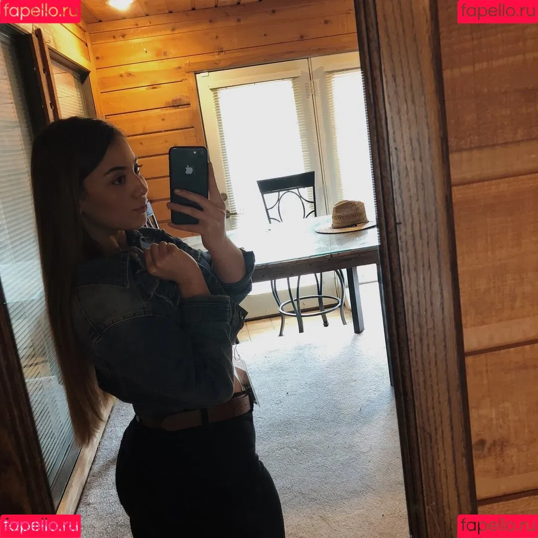 Selena Flores Onlyfans Photo Gallery 