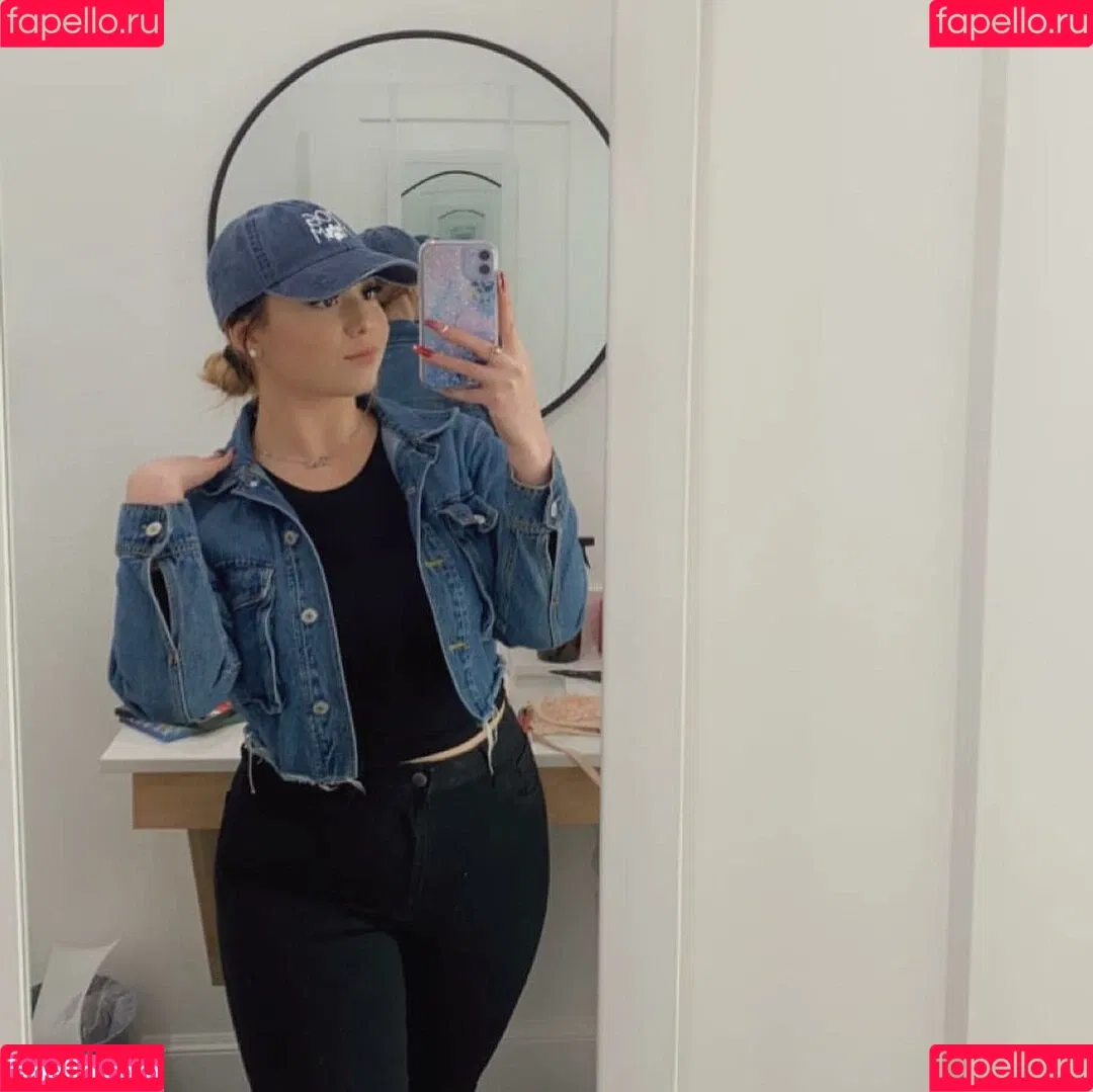 Selena Flores Onlyfans Photo Gallery 