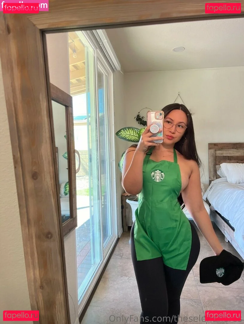 Selena Flores Onlyfans Photo Gallery 