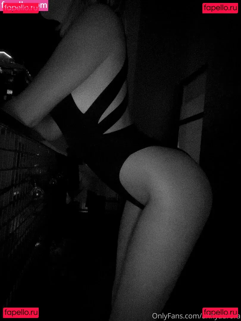 annyaurora Onlyfans Photo Gallery 