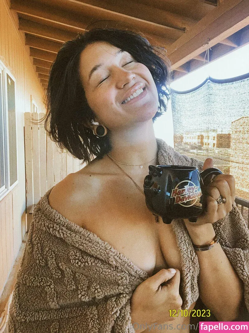 Cupofalexx Onlyfans Photo Gallery 