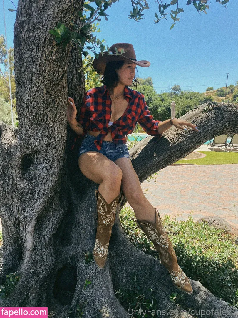 Cupofalexx Onlyfans Photo Gallery 