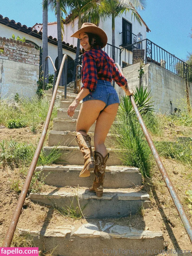 Cupofalexx Onlyfans Photo Gallery 