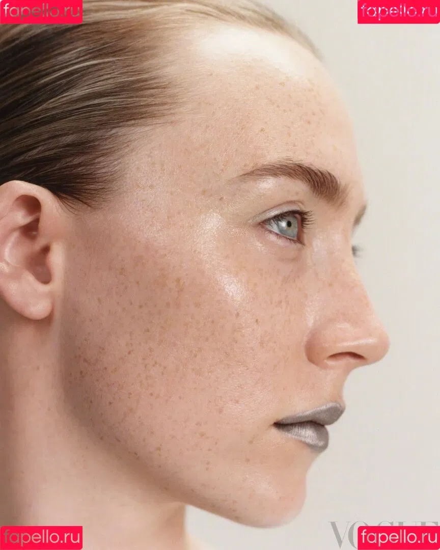 Saoirse Ronan Onlyfans Photo Gallery 