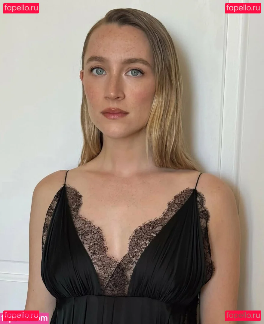 Saoirse Ronan Onlyfans Photo Gallery 