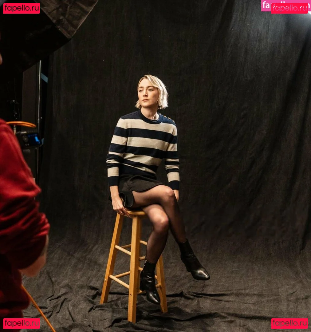 Saoirse Ronan Onlyfans Photo Gallery 