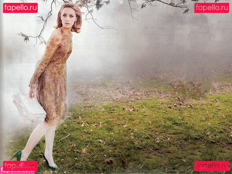 Saoirse Ronan Onlyfans Photo Gallery 