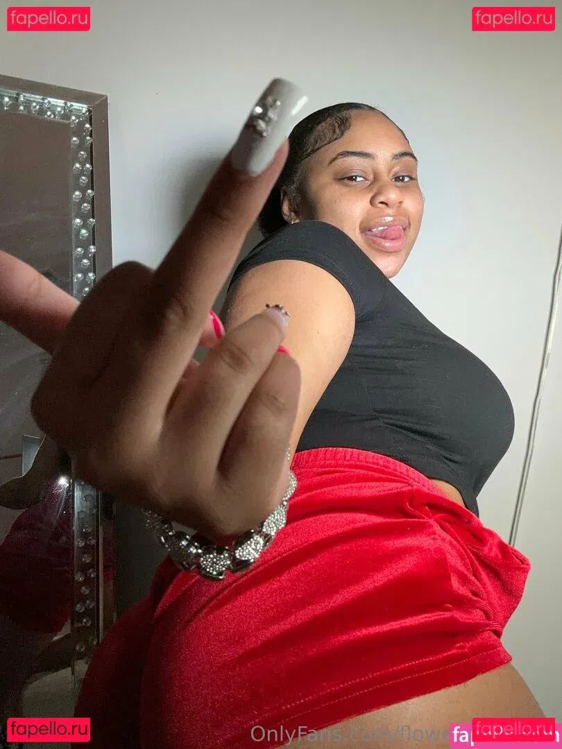 flowerbombbbb Onlyfans Photo Gallery 