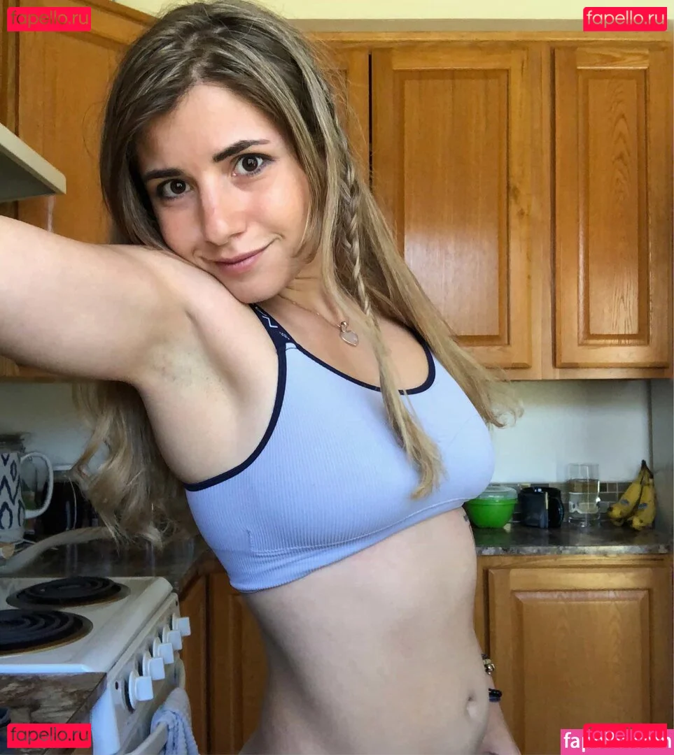 Lil Athena Onlyfans Photo Gallery 