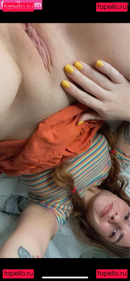 Lil Athena Onlyfans Photo Gallery 