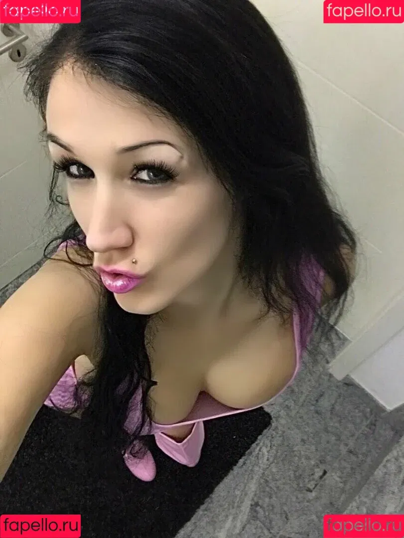 Meli Deluxe Onlyfans Photo Gallery 