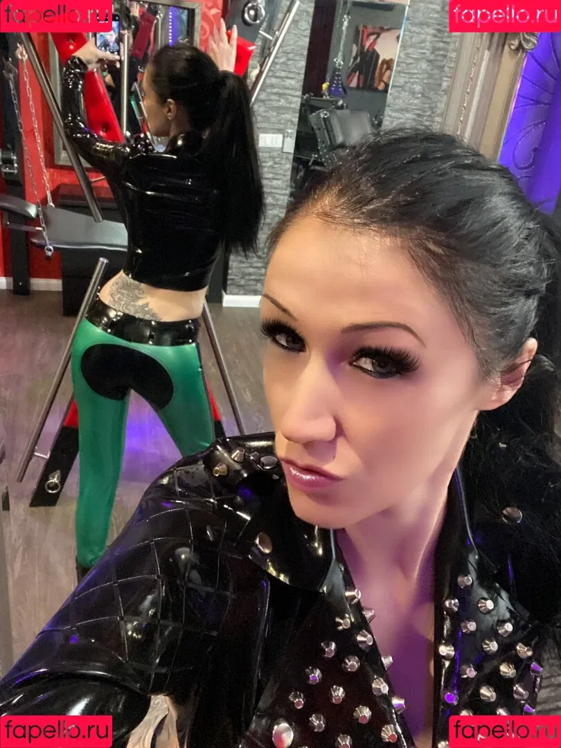 Meli Deluxe Onlyfans Photo Gallery 