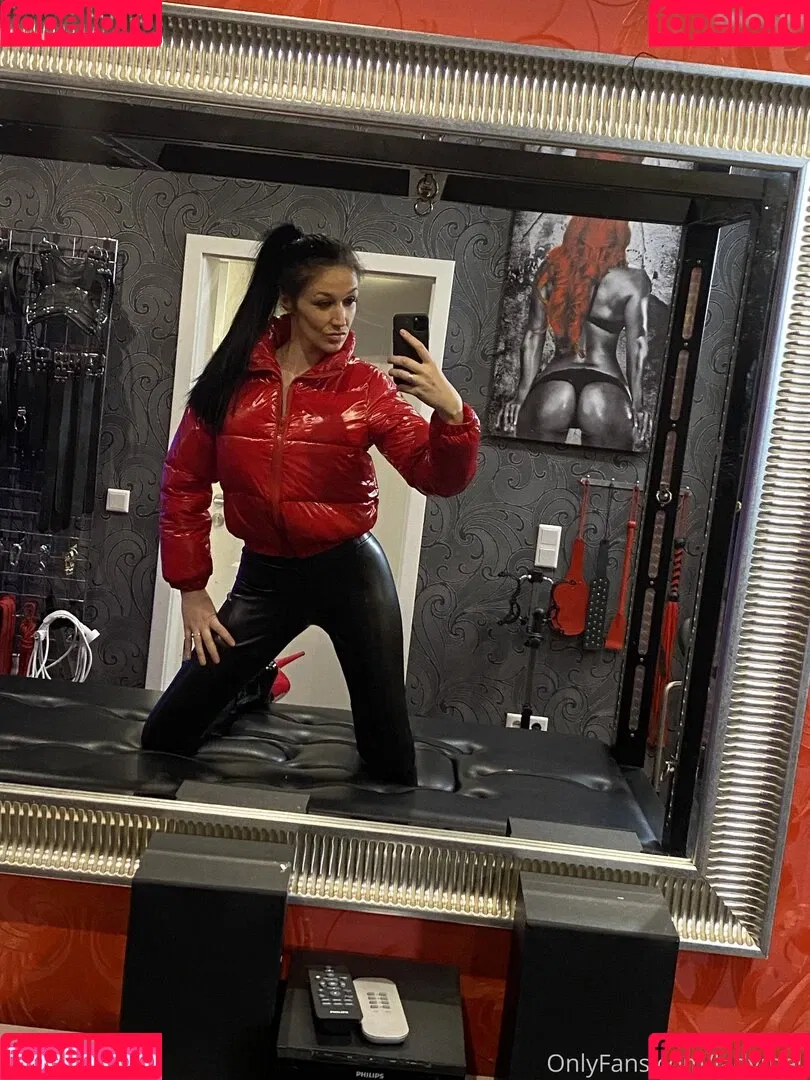 Meli Deluxe Onlyfans Photo Gallery 