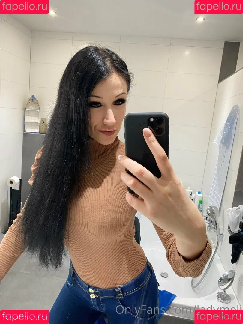 Meli Deluxe Onlyfans Photo Gallery 