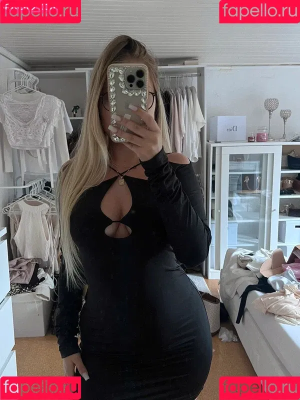 Annmariedtz Onlyfans Photo Gallery 