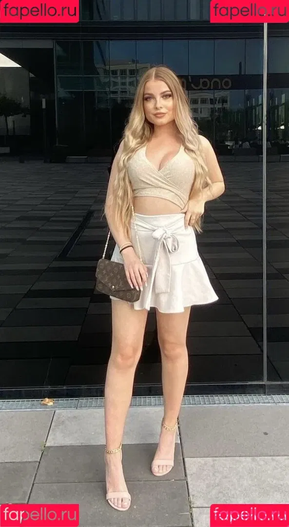 Annmariedtz Onlyfans Photo Gallery 