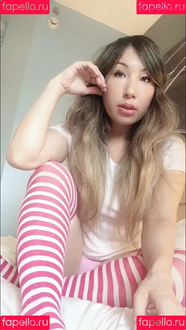 Yu Ferracini Onlyfans Photo Gallery 