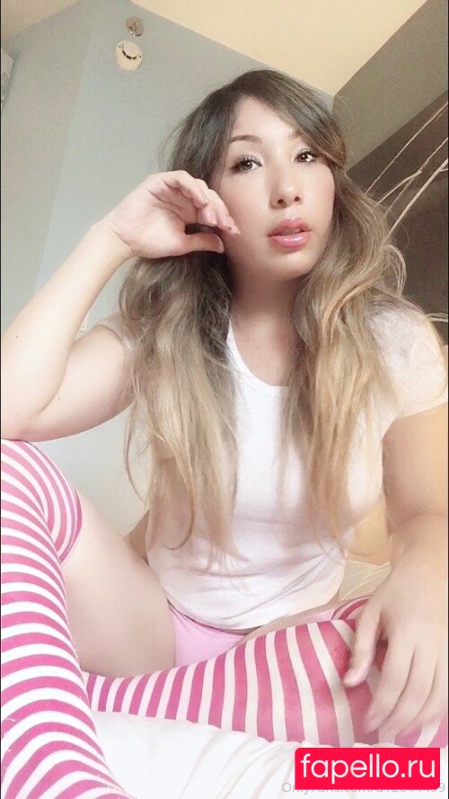 Yu Ferracini Nude Onlyfans Photo 7