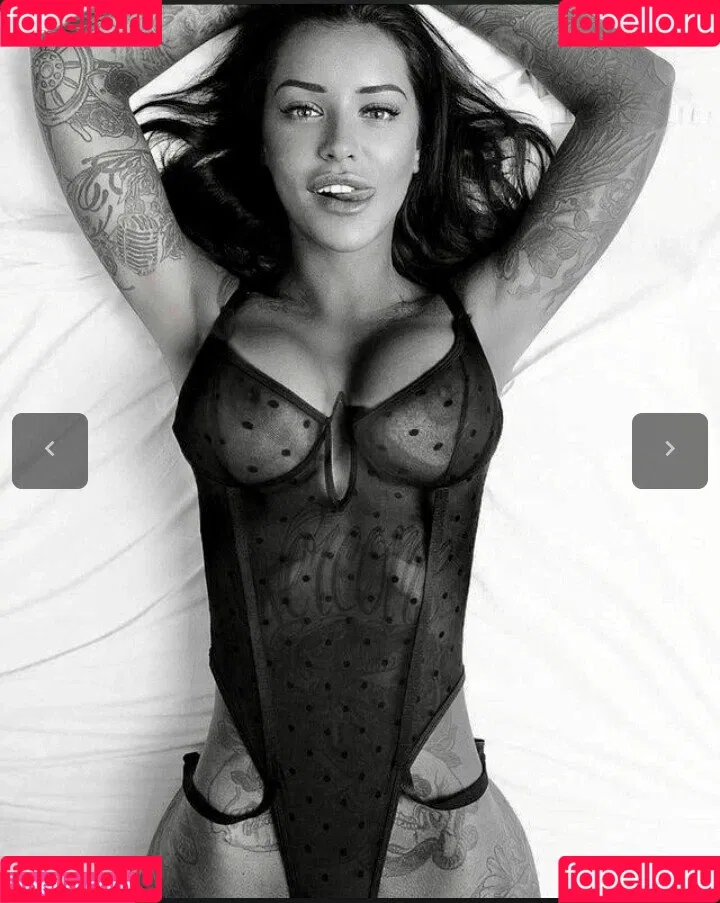 Laurence Berdard Onlyfans Photo Gallery 