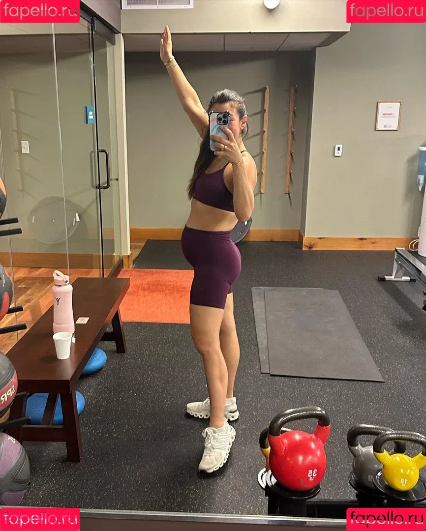 Yovana Mendoza Ayres Onlyfans Photo Gallery 