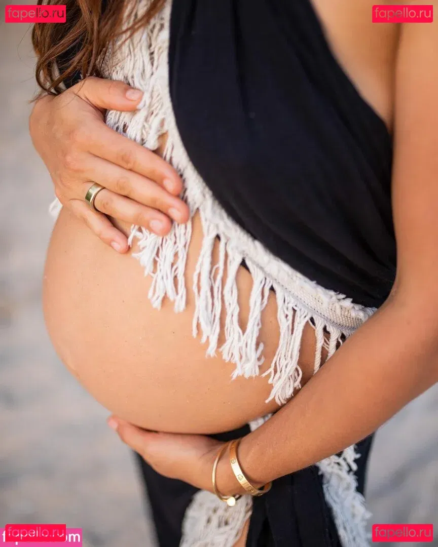 Yovana Mendoza Ayres Onlyfans Photo Gallery 