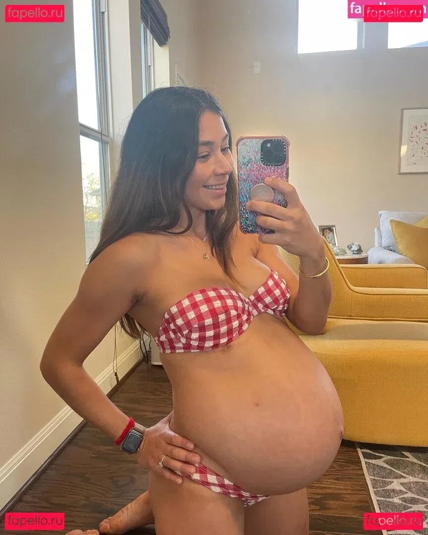 Yovana Mendoza Ayres Onlyfans Photo Gallery 